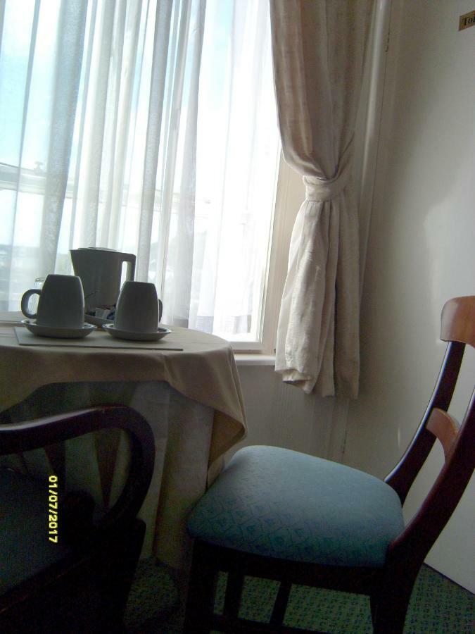 St Martins Guest House Dover Kültér fotó